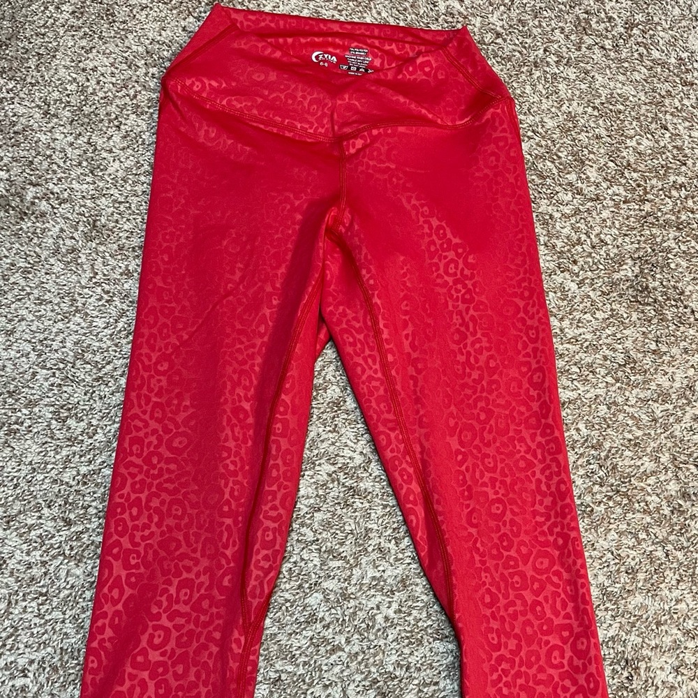 NWOT Zyia Red Leopard Capri Leggings